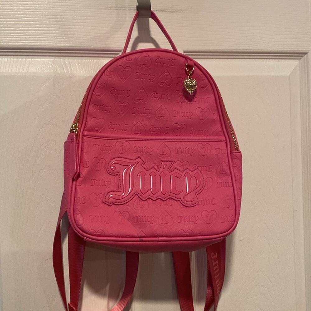 BNWT JUICY COUTURE Upgrade U Medium Backpack in Juicy Pink
